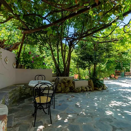 Papachristou 公寓式酒店 3*