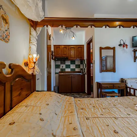 公寓式酒店 Papachristou 3*