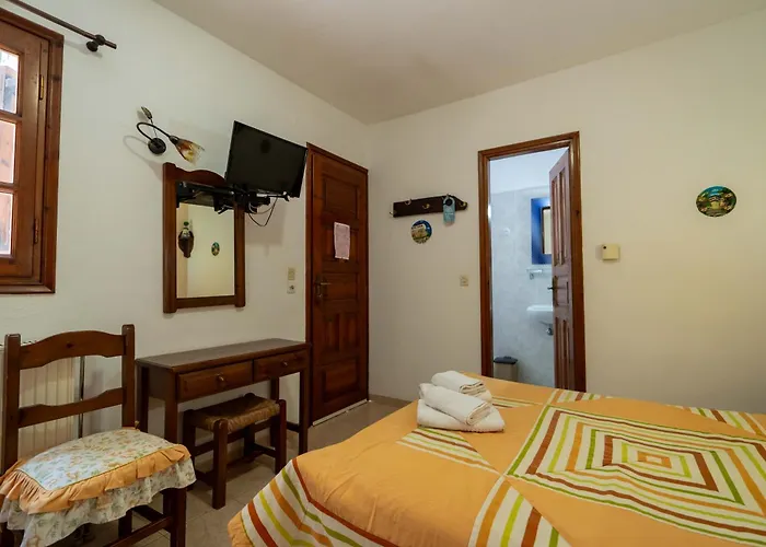 Papachristou Aparthotel