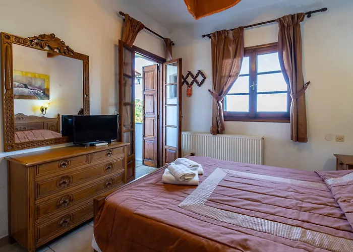 Papachristou Aparthotel