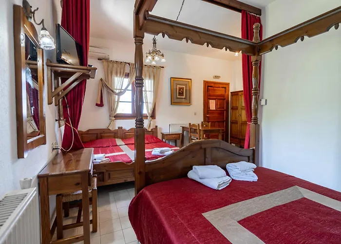 Papachristou Aparthotel 3*